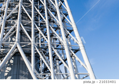 スカイツリータウンから見上げる東京スカイツリー 21033401