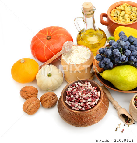 set of natural products 21039112