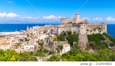 Landscape of old Gaeta with ancient castle 21044902