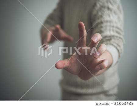 男性ポートレート 21063438