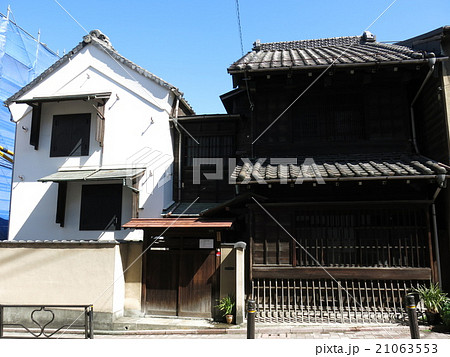 文京区の菊坂にある樋口一葉ゆかりの旧伊勢屋質店 21063553