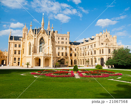 Lednice Chateau on summer day Lednice Chateau on summer day 21067568