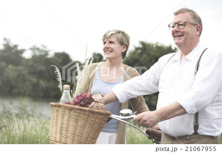 Couple Wife Husband Dating Relaxation Love Concept 21067955