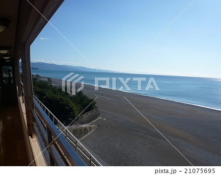 オープンデッキ付車両と太平洋 オープンデッキ付車両と太平洋 21075695
