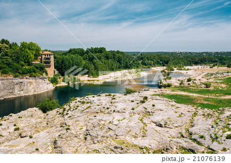Old House Near Ancient Roman aqueduct of Pont du Old House Near Ancient Roman aqueduct of Pont du 21076139