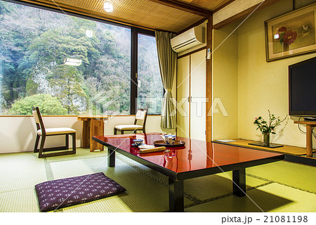 景色のよい高級和室旅館 21081198