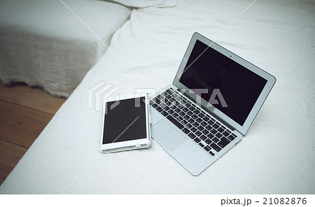 PC　タブレット 21082876