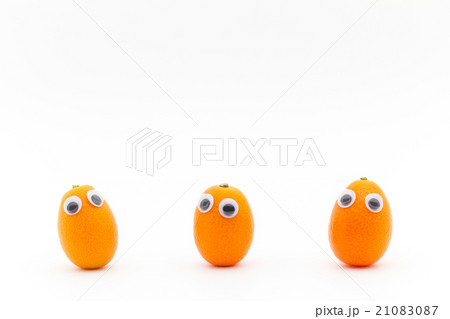 目玉シール・キンカン:Wiggly-eyed kumquat 21083087