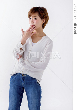 20代後半の女性 21084697