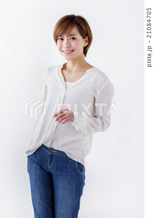20代後半の女性 21084705