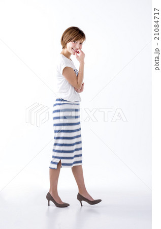 20代後半の女性 21084717