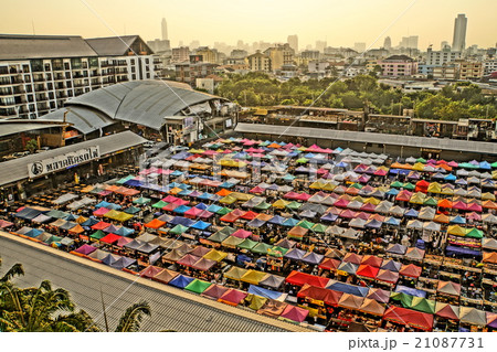 Train Night Market Ratchada（タラートロットファイ・ラチャダー） 21087731