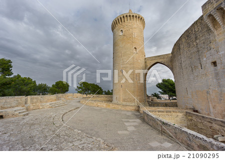 Bellver Castle in Majorca with tower, wide angle 21090295
