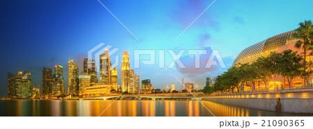 Singapore Skyline and view of Marina Bay 21090365