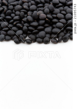 黒レンズ豆:black lentils 21095743
