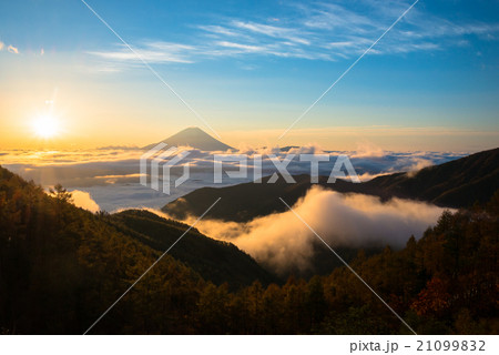 富士山と雲海 21099832