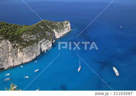 コバルトブルーのイオニア海 21103087