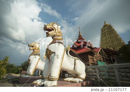 THAILAND KANCHANABURI SANGKHLABURI WAT THAILAND KANCHANABURI SANGKHLABURI WAT 21107177