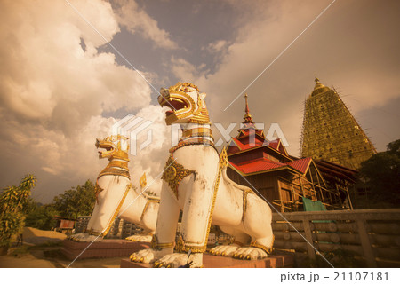 THAILAND KANCHANABURI SANGKHLABURI WAT THAILAND KANCHANABURI SANGKHLABURI WAT 21107181