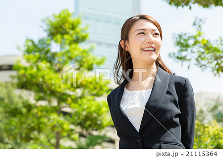 笑顔の女性 ビジネスの写真素材