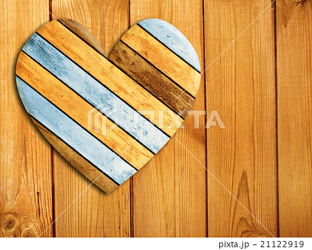 Wooden heart on old wood wall Wooden heart on old wood wall 21122919
