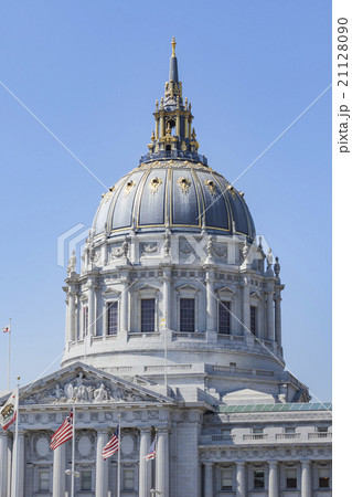 San Francisco City Hall is Beaux-Arts architecture San Francisco City Hall is Beaux-Arts architecture 21128090