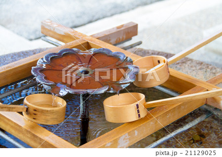 wooden spoons ladle for get water from wooden spoons ladle for get water from 21129025