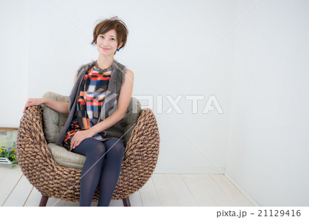 女性ポートレート 21129416
