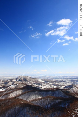 冬の盤渓山から見る藻岩山と周辺の山並み 冬の盤渓山から見る藻岩山と周辺の山並み 21130840