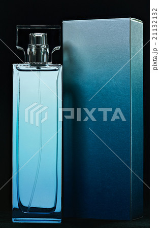 blue parfume bottle and box 21132132