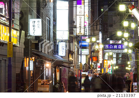 神田西口商店街の夜の写真素材