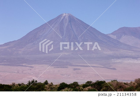 南米チリ北部アンデス山脈の火山リカンカブール 21134358