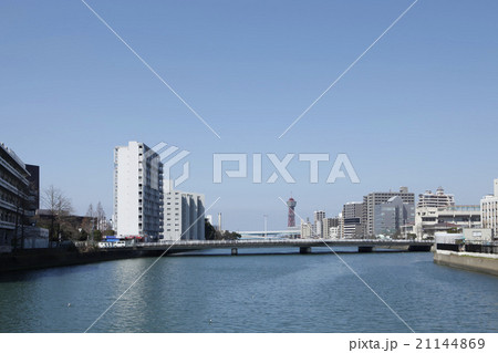 福岡市中央区天神弁天橋からみた那珂川風景 21144869