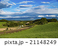美瑛、牧草地と空 21148249