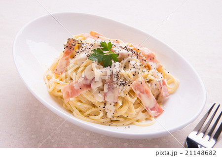 スパゲッティ・アッラ・カルボナーラ 21148682