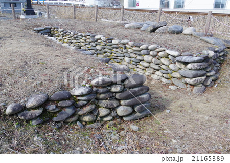 信州　松本市　市特別史跡　秋葉原第1号古墳　俯瞰横　8世紀初頭頃の古墳 21165389