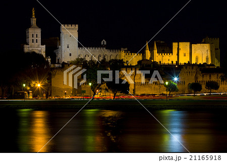 Avignon at night, Provence, France 21165918