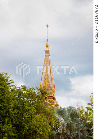 Thai Temple Roof  21167672