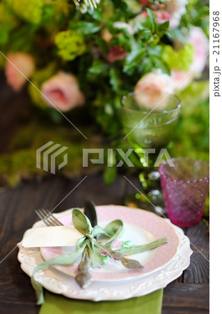 Table set for wedding reception 21167968