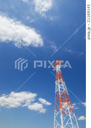 鉄塔と送電線（送電施設） 21169143