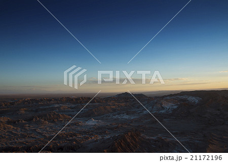 Sunset in Valle de la Luna 21172196