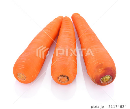 fresh carrots isolated on white background fresh carrots isolated on white background 21174624