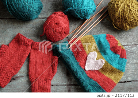 winter, knitted gloves, knit hat winter, knitted gloves, knit hat 21177112