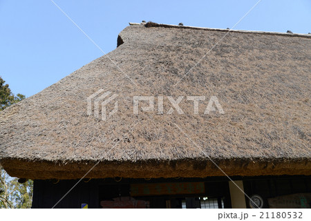 茅葺屋根 21180532