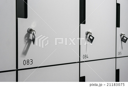 row of locker box - stainless steel 21183075