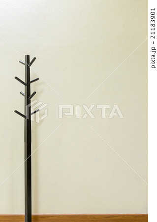 Black wooden coat rack 21183901