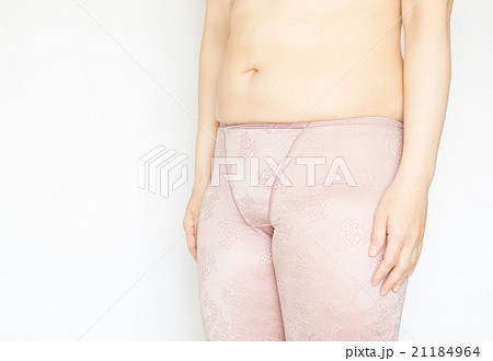 女性のぽっちゃり下半身 21184964