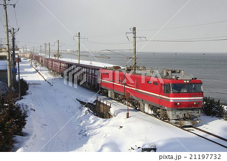 冬の津軽線を行く津軽線の貨物列車(EH800形牽引) 冬の津軽線を行く津軽線の貨物列車(EH800形牽引) 21197732