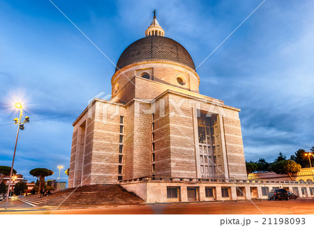 Church of Santi Pietro e Paolo in Rome, Italy 21198093