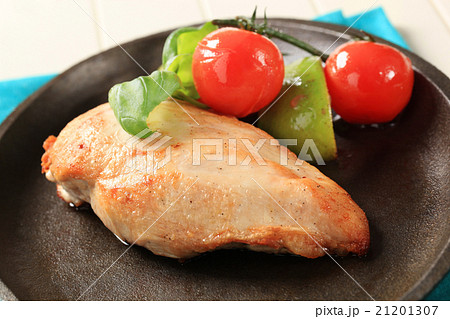 Pan roasted chicken breast Pan roasted chicken breast 21201307